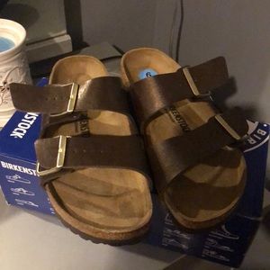NIB Size 40 Birkenstock. Color is graceful toffee